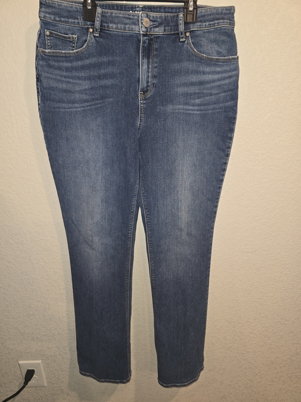 Chico's Platinum Barely Boot Jeans Medium Wash Denim - Size 1.5 R (US 10)